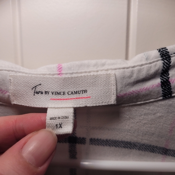 Vince camuto button down size 1X - Picture 2 of 7